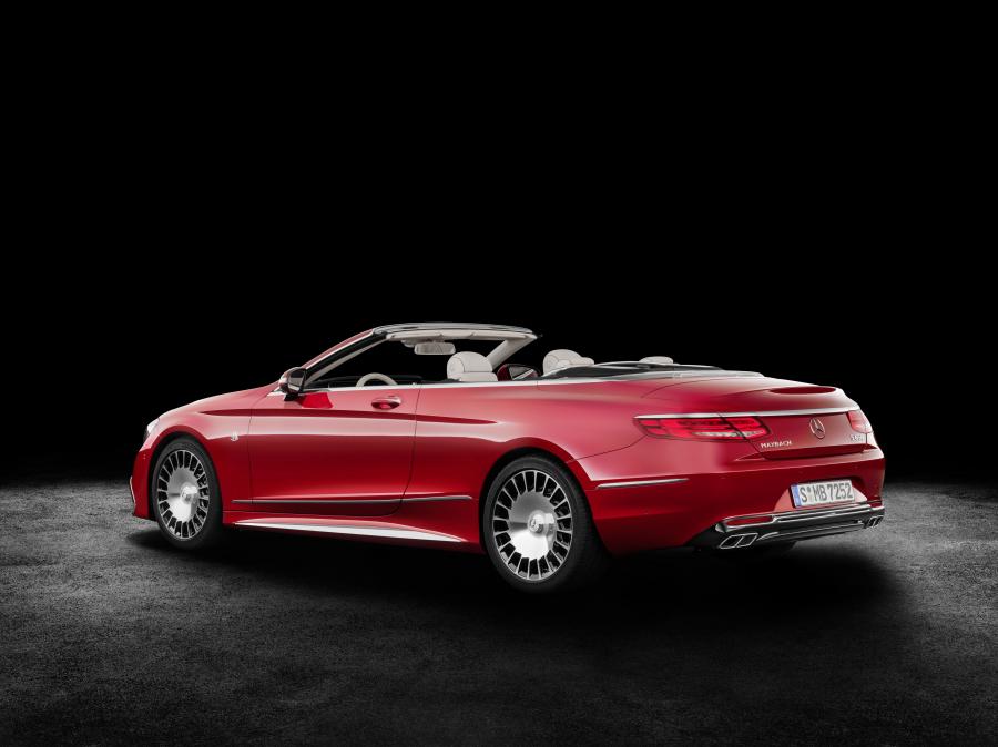  Mercedes-Maybach S650 Cabriolet 2017 года  (фото 2 из 43)